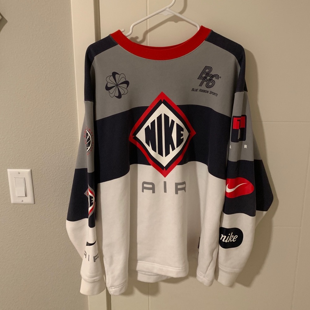 Nike crew sweatshirt